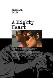 A.Mighty.Heart.2007.1080p.Blu-ray.Remux.AVC.TrueHD.5.1-KRaLiMaRKo – 28.4 GB