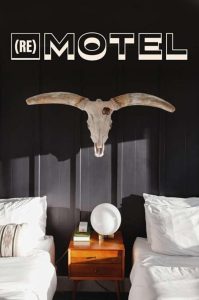 (re)motel.S02.1080p.AMZN.WEB-DL.AAC2.0.H.264-BTN – 9.0 GB