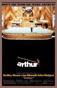 Arthur.1981.1080p.Blu-ray.Remux.AVC.FLAC.1.0-KRaLiMaRKo – 12.7 GB