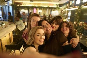 The.Walsh.Sisters.S01.720p.STAN.WEB-DL.DDP5.1.H.264-FLUX – 5.7 GB