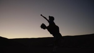 Desert.Lights.2022.720p.AMZN.WEB-DL.DDP2.0.H.264-MADSKY – 523.8 MB